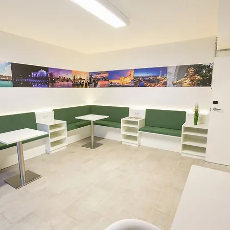 Smart Apart Living - Wien Hauptbahnhof - Self Check-In
