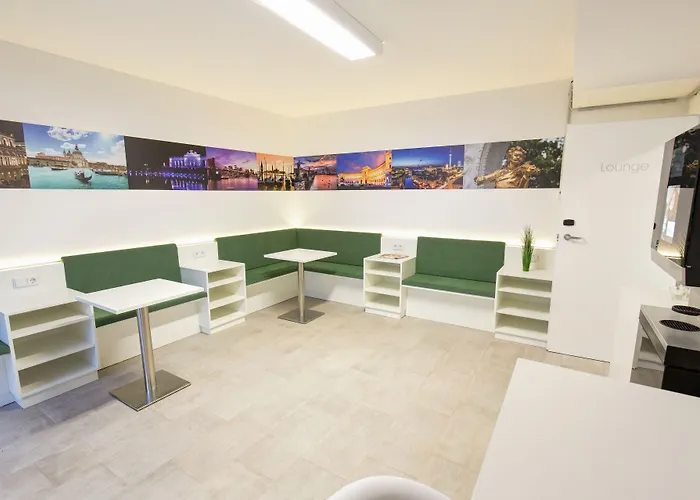 Smart Living - Hauptbahnhof - Self Check-in 4* Vienna