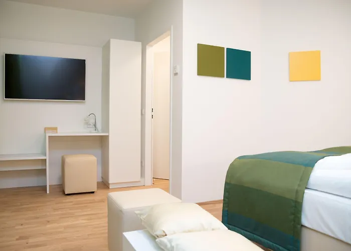 Aparthotel Smart Living - Hauptbahnhof - Self Check-in 4*