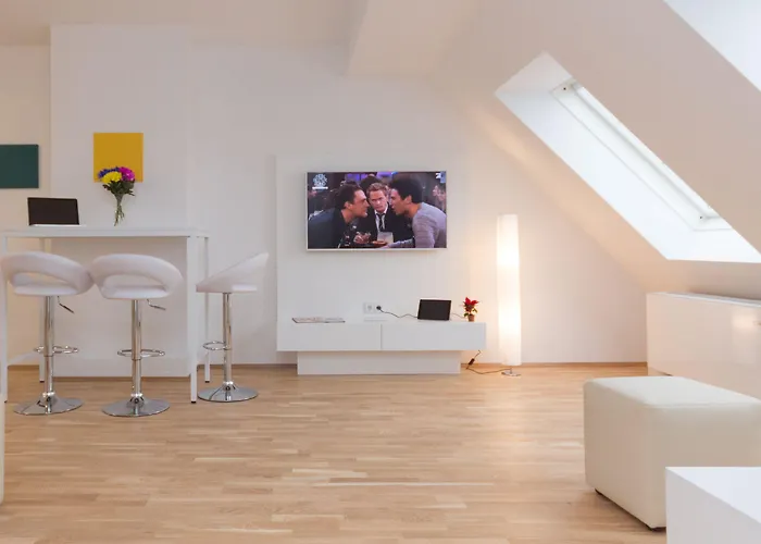 Smart Living - Hauptbahnhof - Self Check-in Апарт-отель 4*