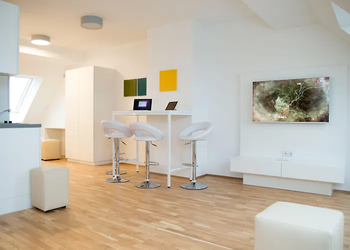 Smart Living - Hauptbahnhof - Self Check-in 4*