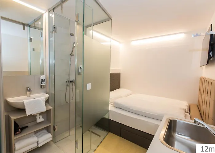 Smart Living - Hauptbahnhof - Self Check-in 4* Вена