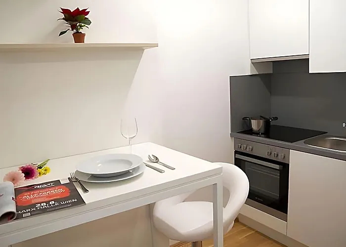 Smart Living - Hauptbahnhof - Self Check-in 4*