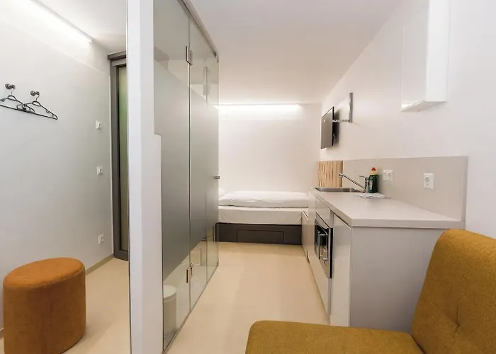 Smart Living - Hauptbahnhof - Self Check-in Апарт-отель Вена
